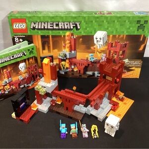 LEGO Minecraft set